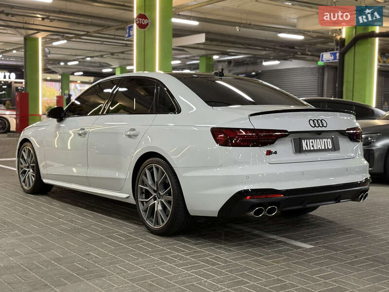 Седан Audi S4 2022 в Києві фото 6 Седан Audi S4 2022 в Києві