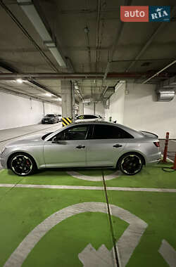 Седан Audi S4 2019 в 