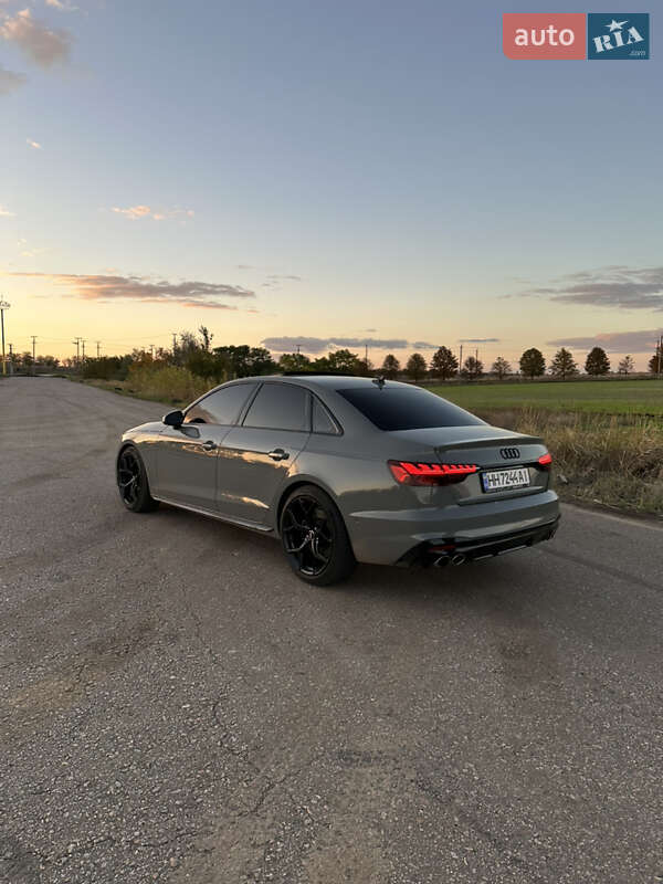 Седан Audi S4 2021 в Одессе