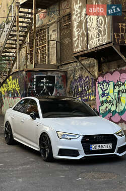 Седан Audi S4 2017 в Одессе