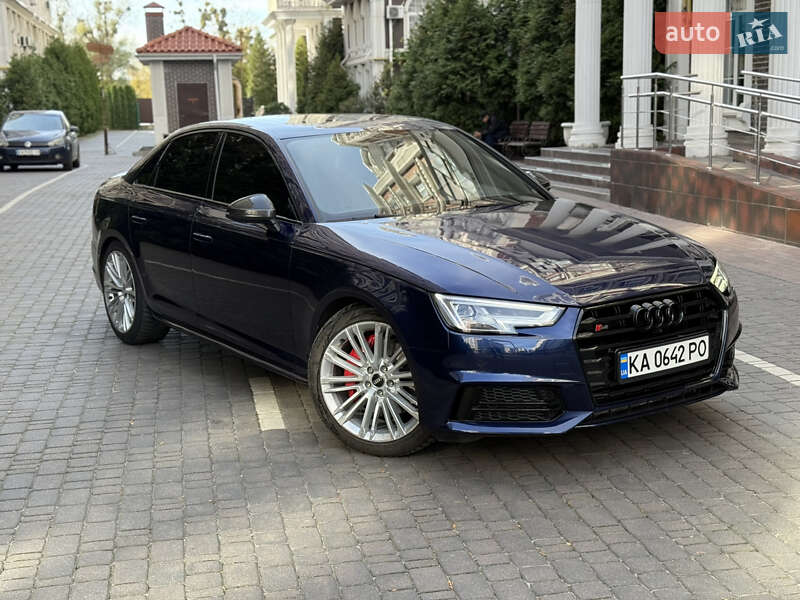 Audi S4 2019