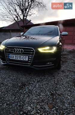 Седан Audi S4 2013 в Харькове