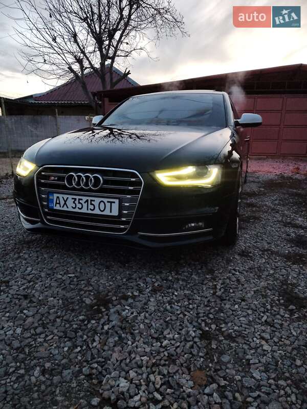 Audi S4 2013