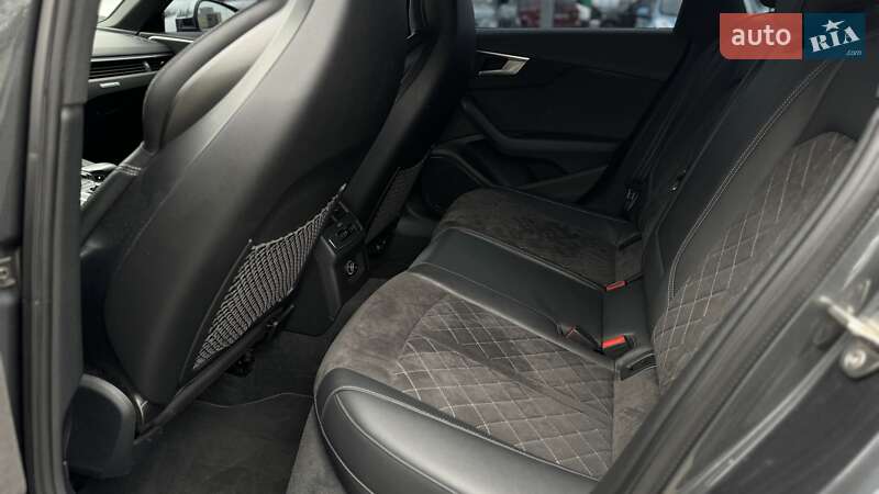 Седан Audi S4 2019 в Києві