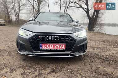 Седан Audi S4 2022 в Киеве
