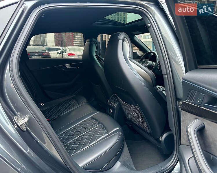 Седан Audi S4 2017 в Киеве фото 47 Седан Audi S4 2017 в Киеве