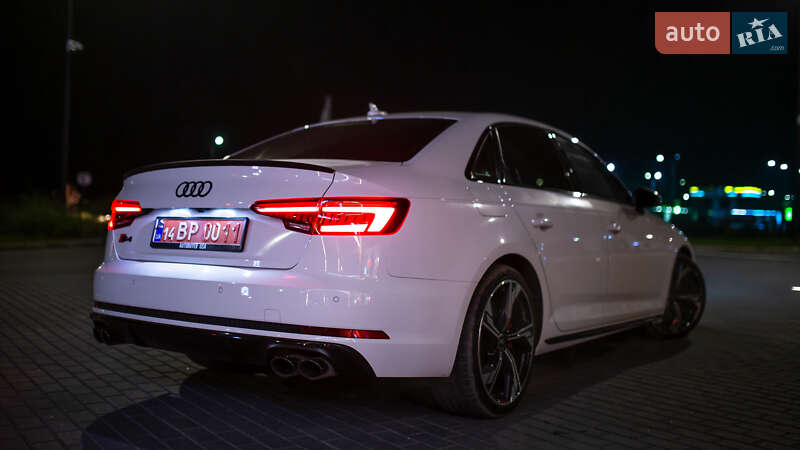 Седан Audi S4 2018 в Чернівцях фото 8 Седан Audi S4 2018 в Чернівцях
