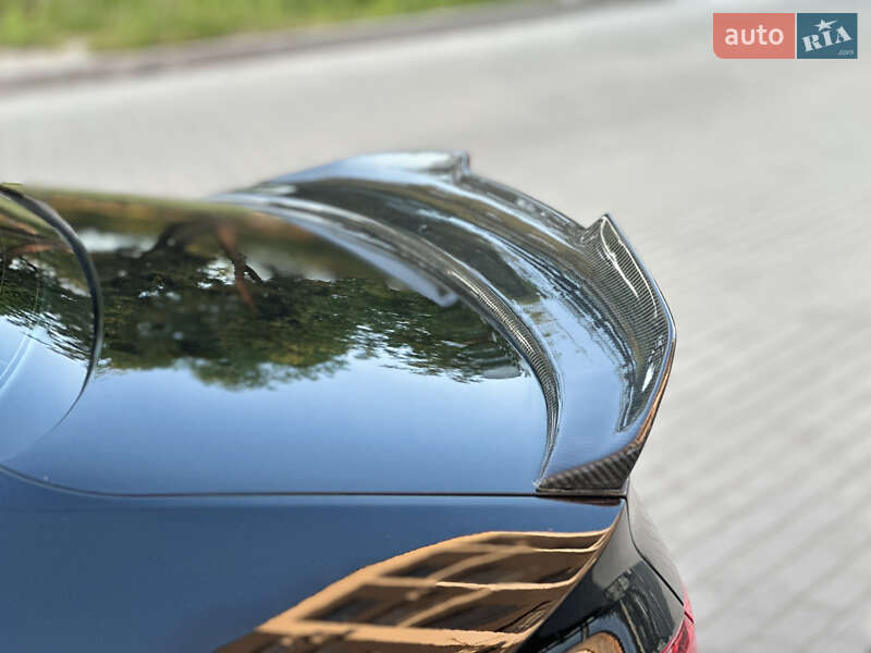 Седан Audi S4 2018 в Ровно