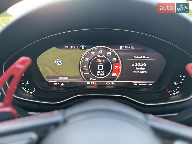 Седан Audi S4 2018 в Ровно