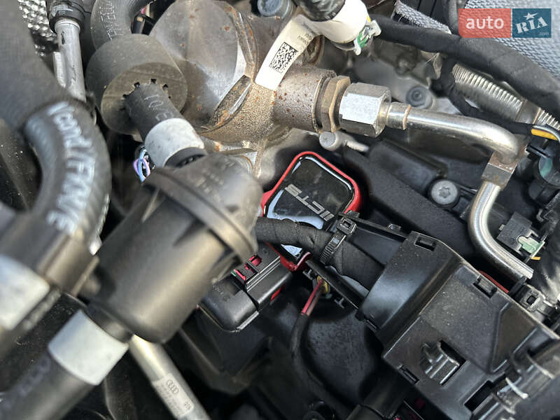 Седан Audi S4 2018 в Ровно