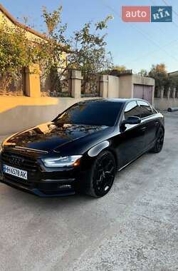 Седан Audi S4 2014 в Одесі