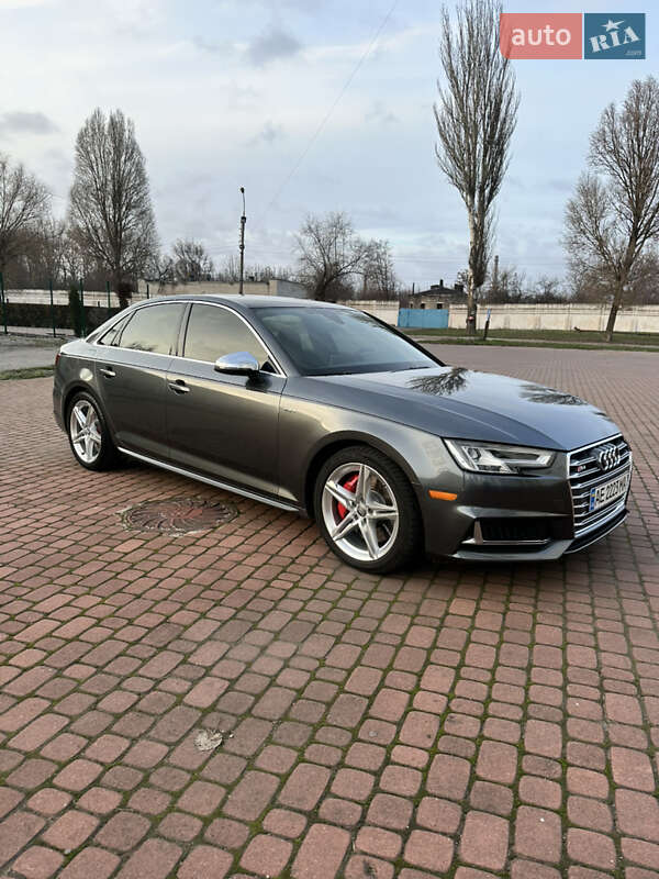 Седан Audi S4 2017 в Кам'янському фото 4 Седан Audi S4 2017 в Кам'янському