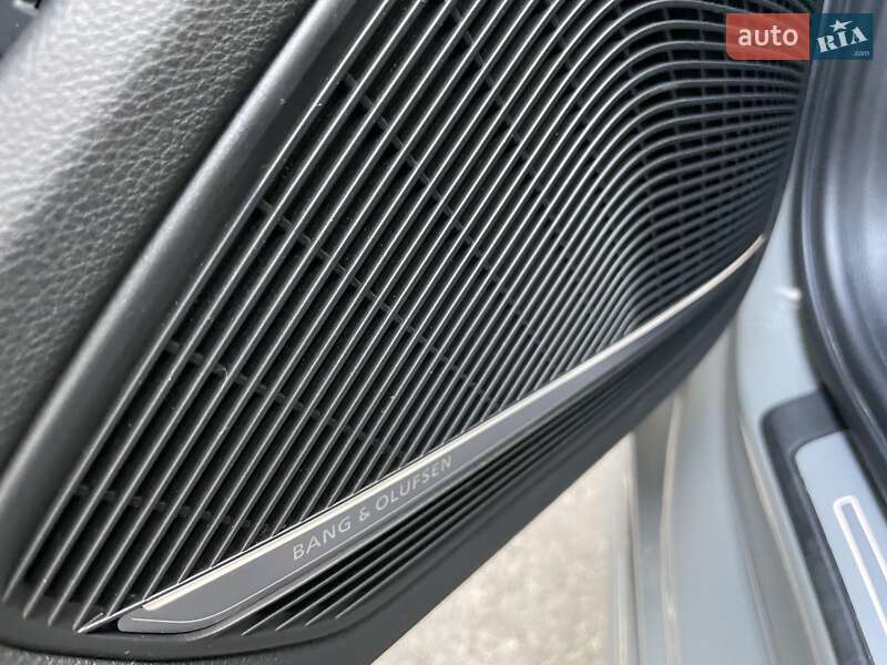 Седан Audi S4 2020 в Киеве фото 39 Седан Audi S4 2020 в Киеве
