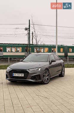 Седан Audi S4 2022 в Киеве