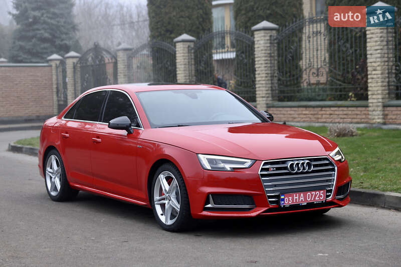 Седан Audi S4 2017 в Луцке