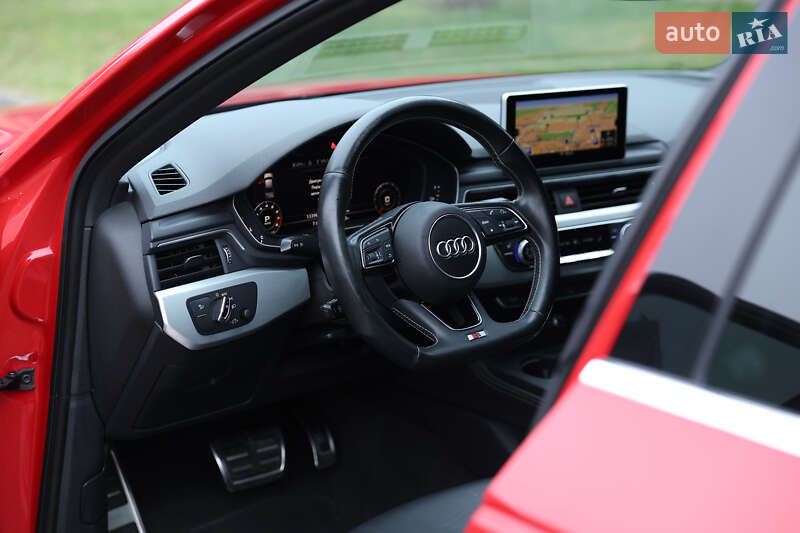 Седан Audi S4 2017 в Луцке