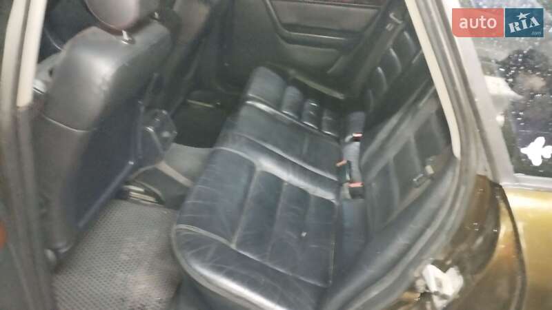 Седан Audi S4 1992 в Киеве