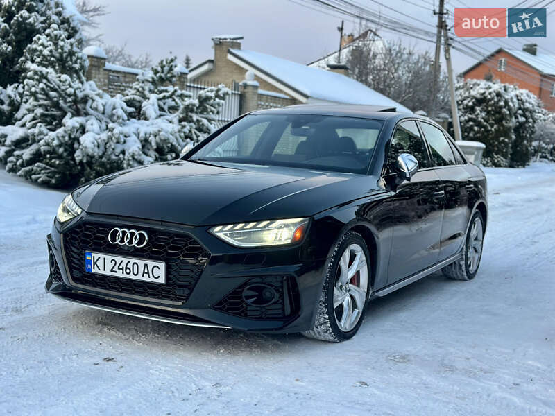 Седан Audi S4 2019 в Киеве