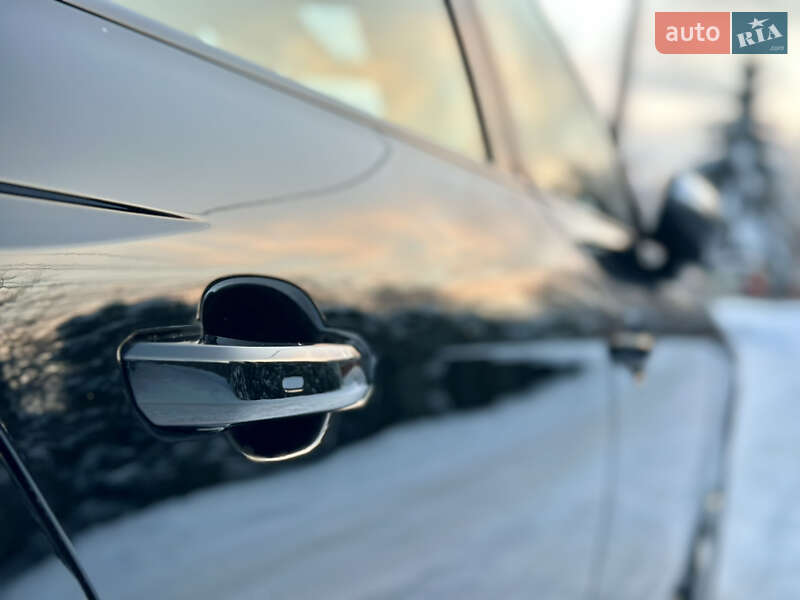 Седан Audi S4 2019 в Киеве