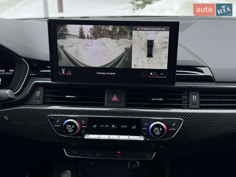 Седан Audi S4 2022 в Киеве