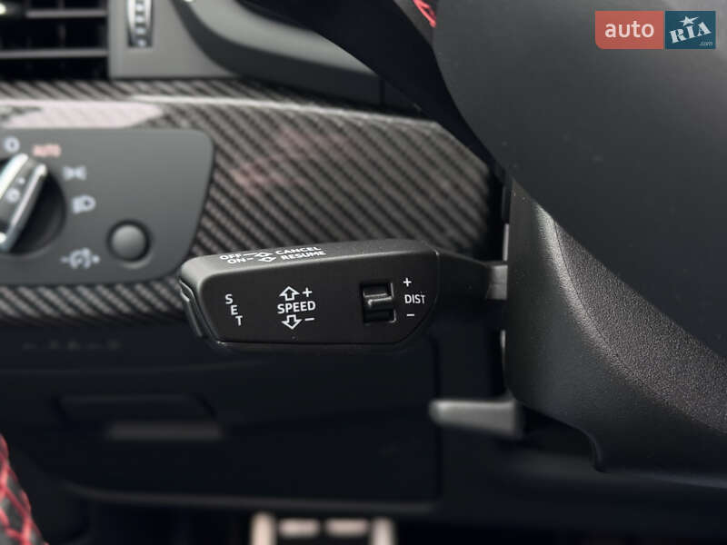 Седан Audi S4 2022 в Киеве