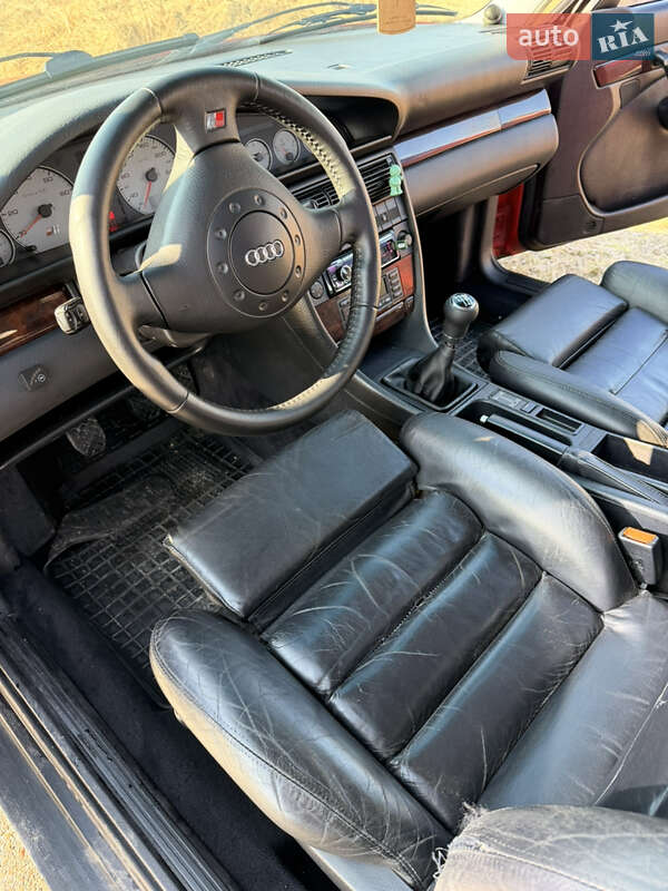 Седан Audi S4 1992 в Львове