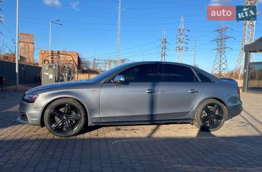 Седан Audi S4 2013 в Кривому Розі