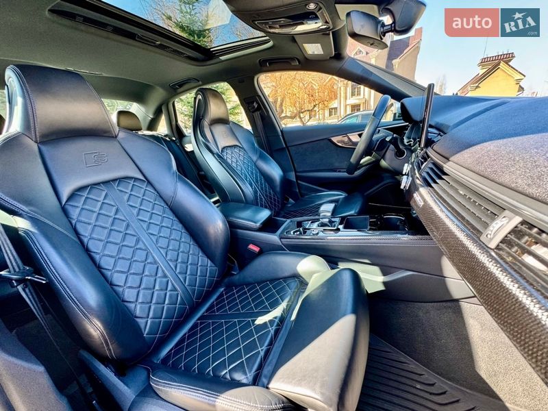 Седан Audi S4 2019 в Киеве фото 64 Седан Audi S4 2019 в Киеве