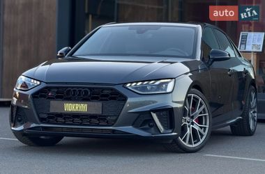 Седан Audi S4 2022 в Києві