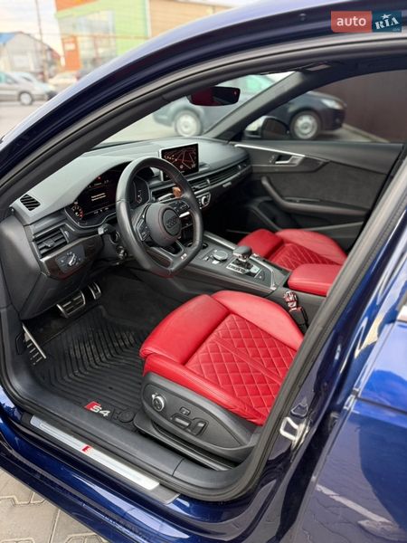 Седан Audi S4 2017 в Одессе