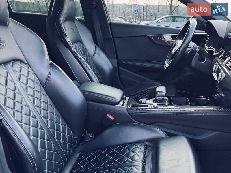 Седан Audi S4 2020 в Києві