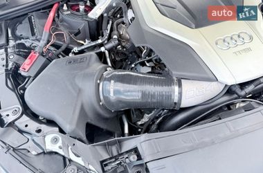 Седан Audi S4 2018 в Киеве