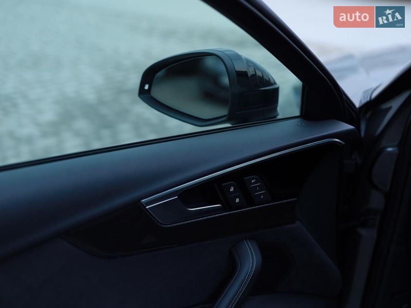 Седан Audi S4 2022 в Львове фото 20 Седан Audi S4 2022 в Львове