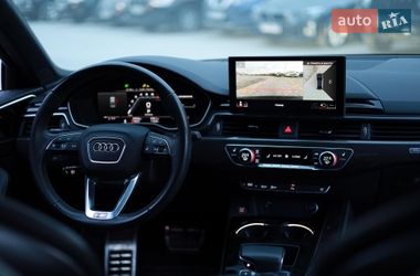 Седан Audi S4 2022 в Львове