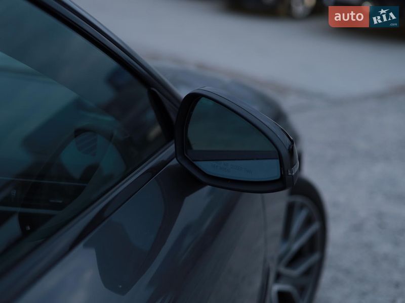 Седан Audi S4 2022 в Львове фото 43 Седан Audi S4 2022 в Львове