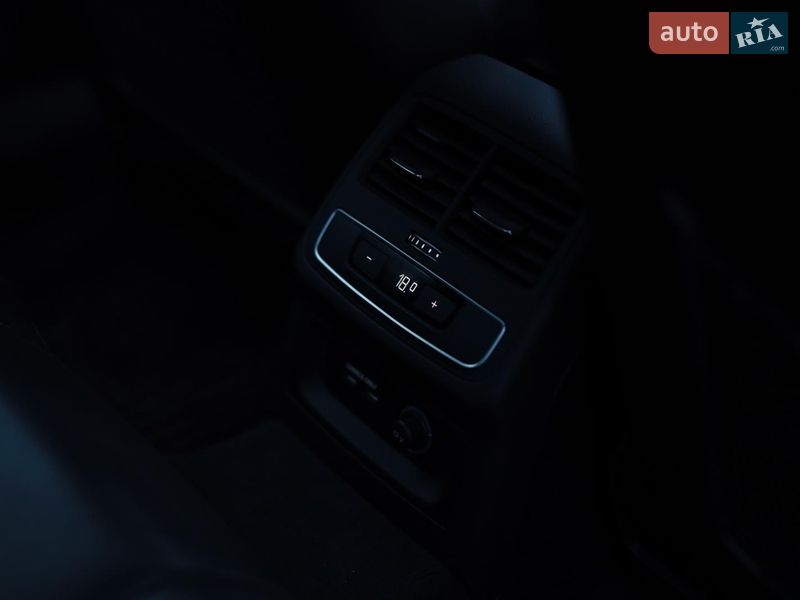 Седан Audi S4 2022 в Львове фото 59 Седан Audi S4 2022 в Львове