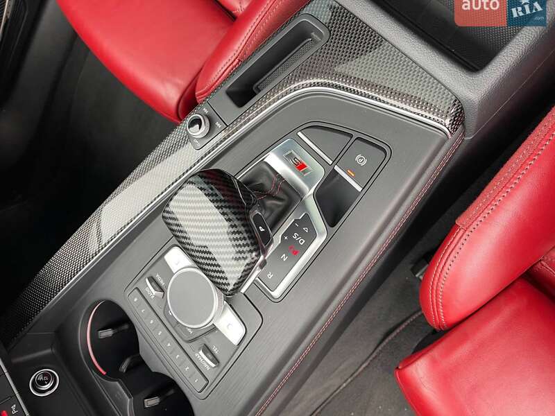 Седан Audi S4 2017 в Львове фото 27 Седан Audi S4 2017 в Львове