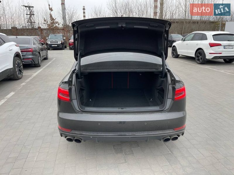 Седан Audi S4 2017 в Львове фото 36 Седан Audi S4 2017 в Львове