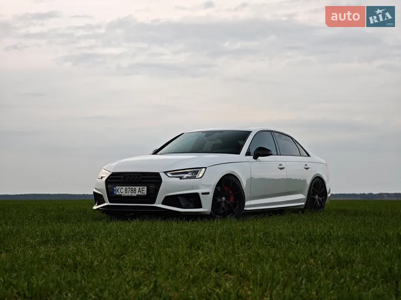 Audi S4