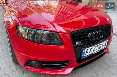 Седан Audi S4 2010 в Киеве