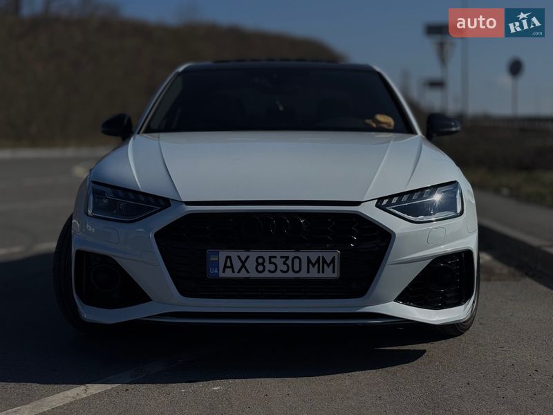 Седан Audi S4 2020 в Полтаве