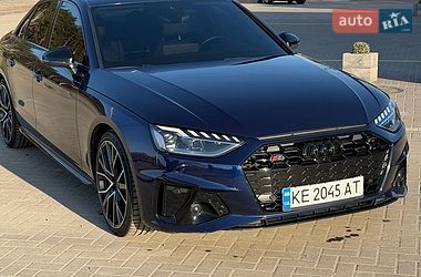 Седан Audi S4 2024 в Ірпені