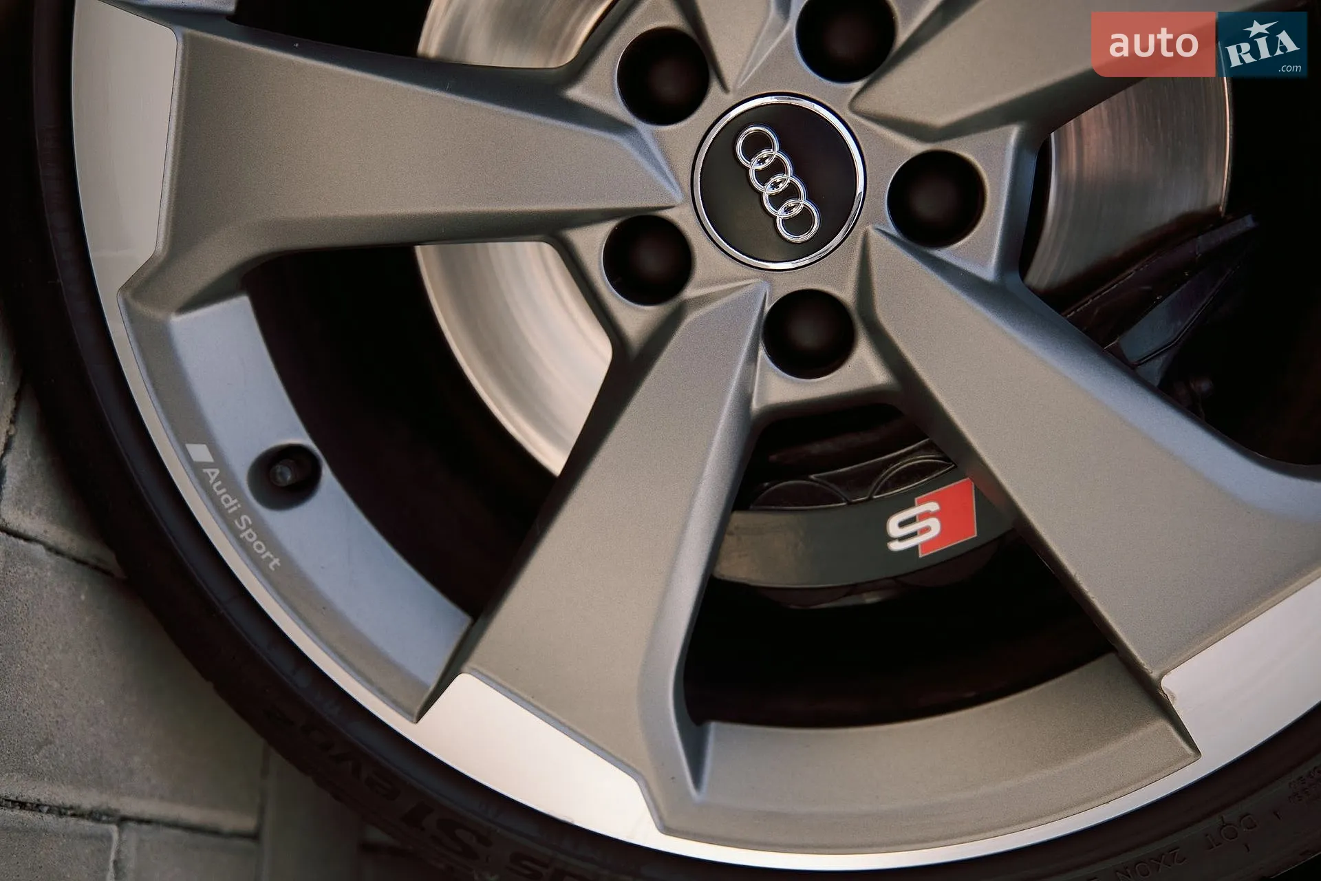 2019 Audi S4 - мініатюра 68