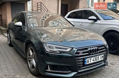 Седан Audi S4 2018 в Ивано-Франковске