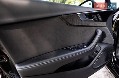Седан Audi S4 2022 в Киеве