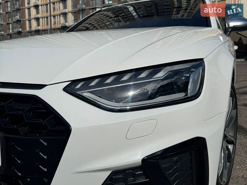 Седан Audi S4 2017 в Одессе
