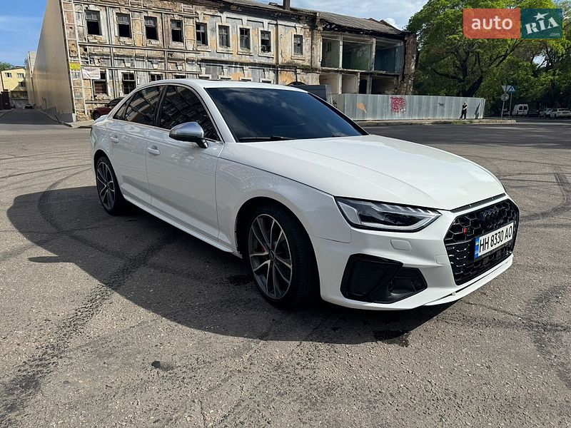 Седан Audi S4 2017 в Одессе