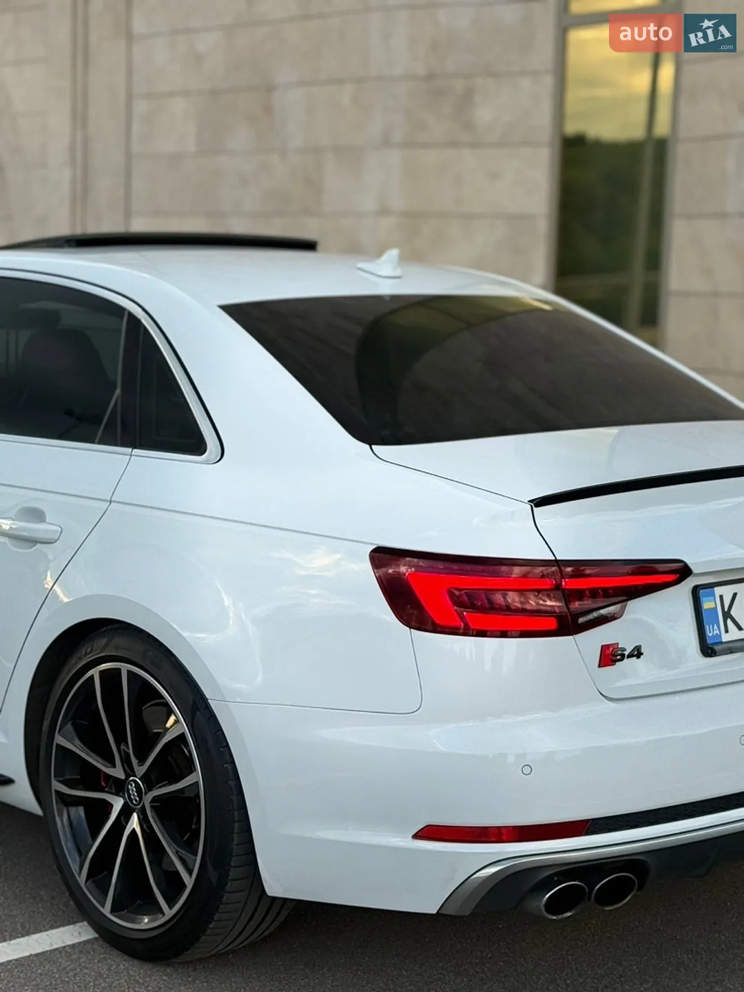 2017 Audi S4 - мініатюра 9