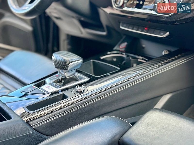 Седан Audi S4 2019 в Киеве