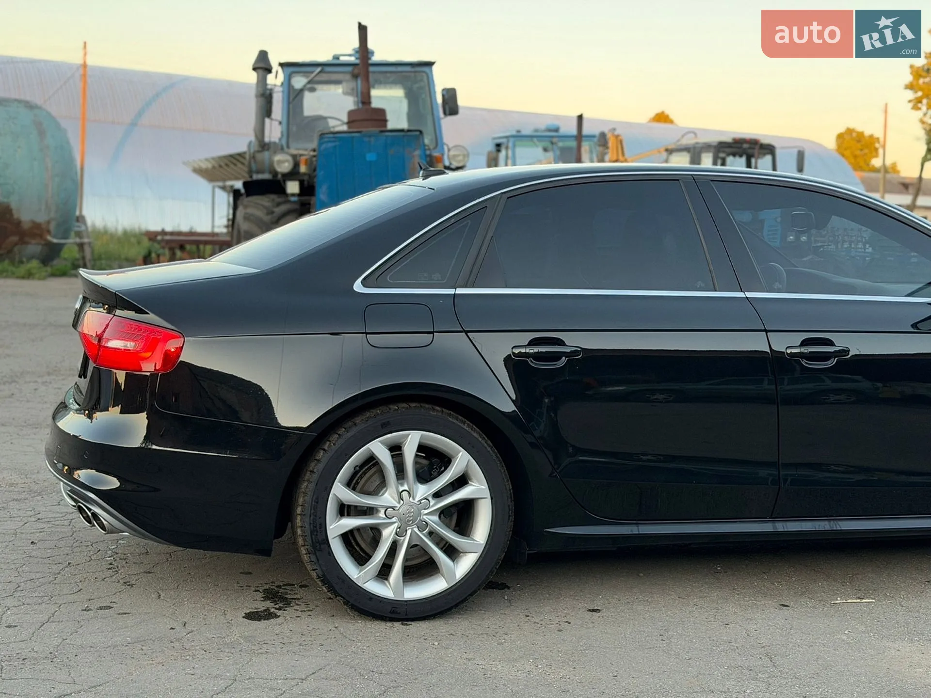 2015 Audi S4 - мініатюра 13